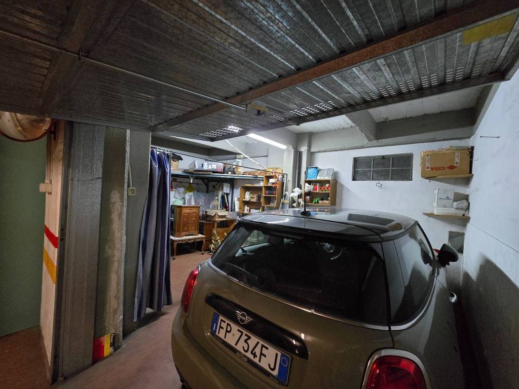Box / garage a Genova in Via Cervignano - Foto 4