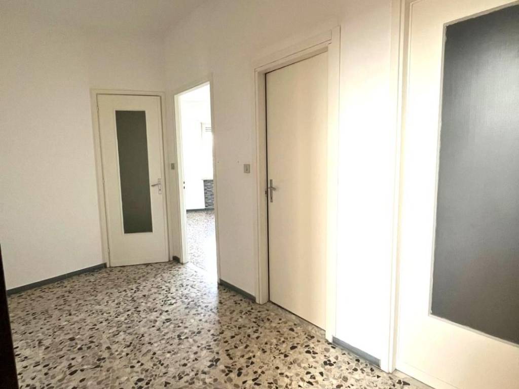 Appartamento a Moncalieri in Piazza Mercato, 1 - Foto 4