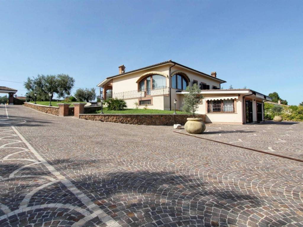 Villa a Montelibretti in Via dei Pini - Foto 4