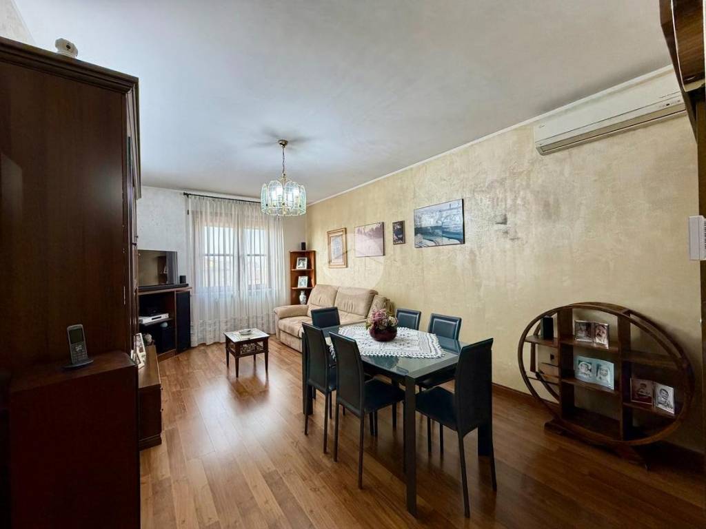 Appartamento a Borgaro torinese in Via Antonio Gramsci, 85 - Foto 2