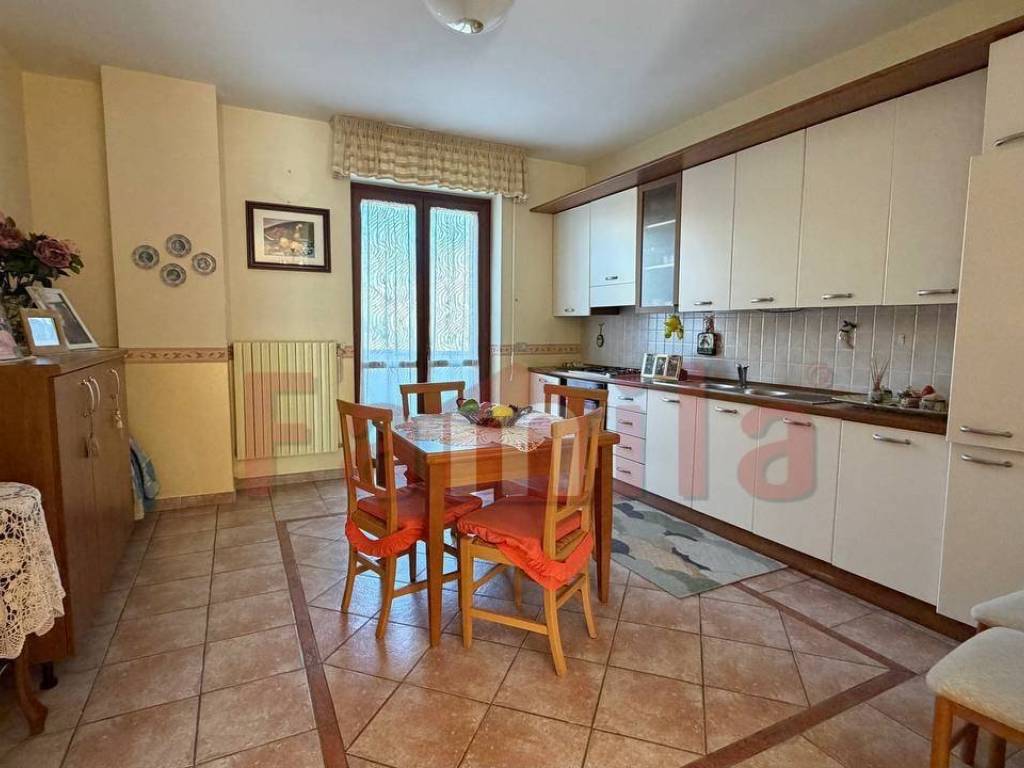 Villa a Quadrelle in Via Umberto Nobile - Foto 3