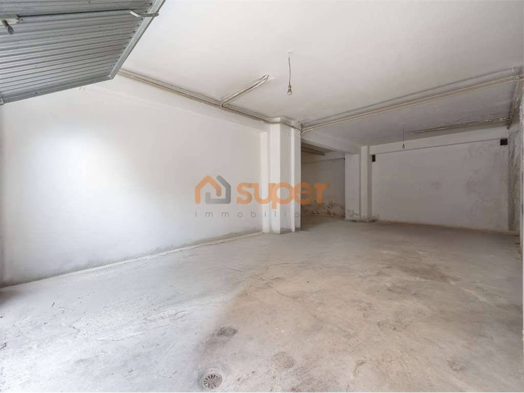 Box / garage a Perugia in Via del Lavoro - Foto 4