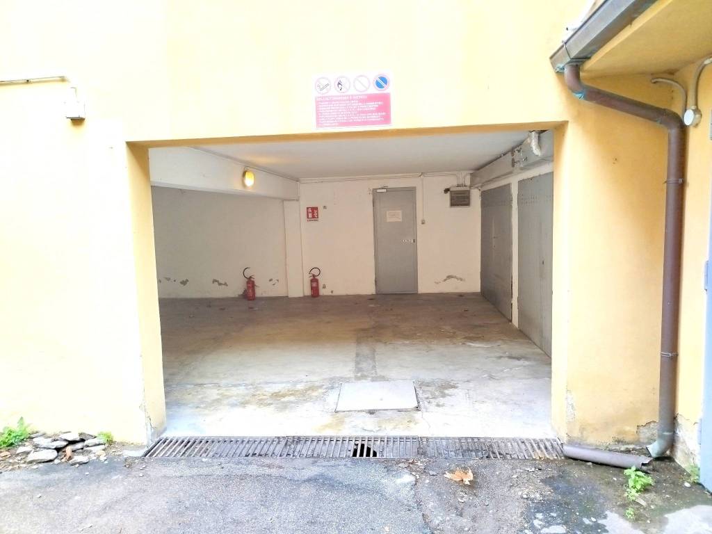 Box / garage a Bologna in Via Pasubio - Foto 4