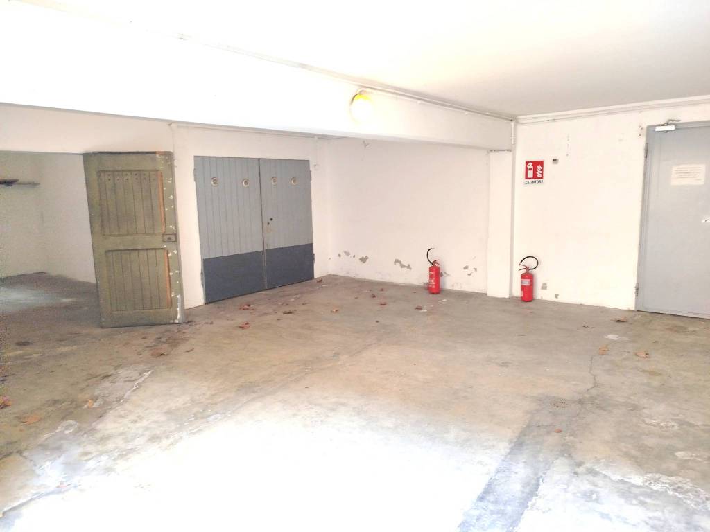 Box / garage a Bologna in Via Pasubio - Foto 5