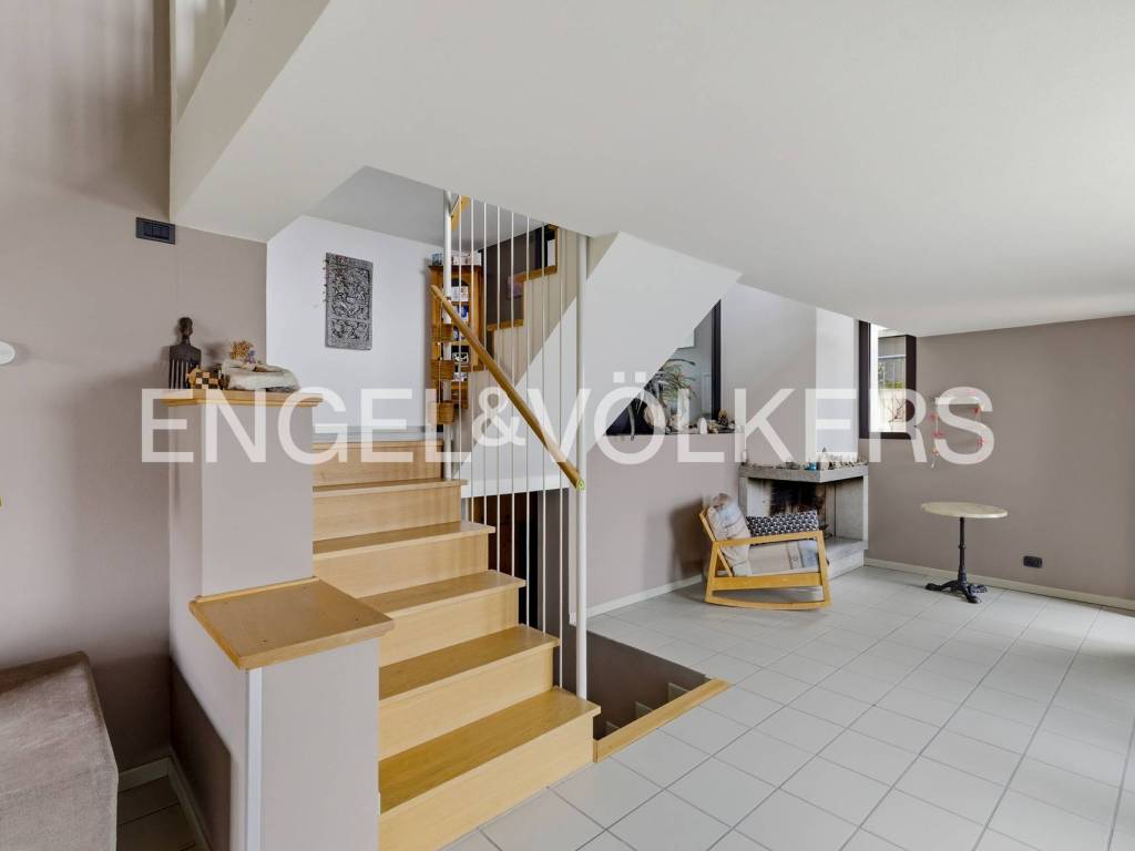 Villa a Besozzo in Via Pordoi - Foto 2