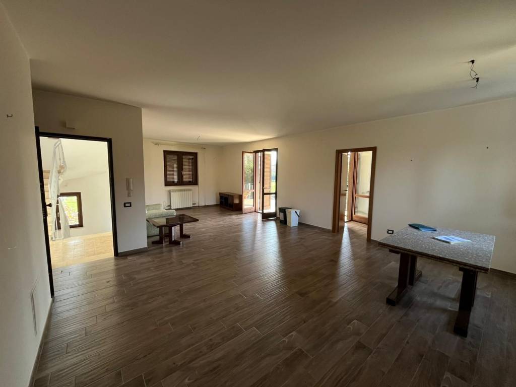 Appartamento a Artena in Via Tuscolana - Foto 4