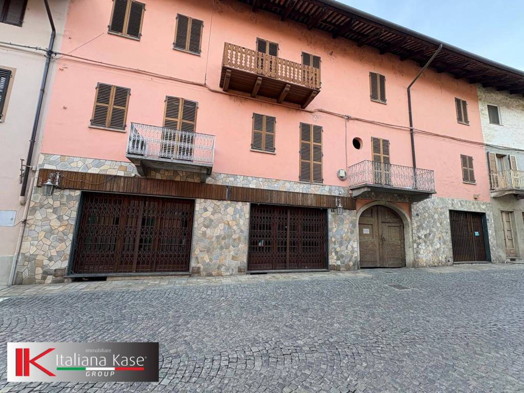 Casa indipendente a Candia canavese in Piazza Sette Martiri, 5 - Foto 2