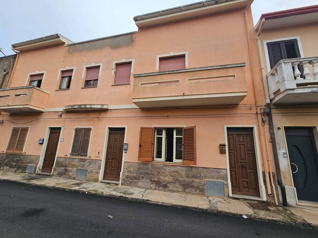 Appartamento a Sant'antioco in Via Rovereto, 9 - Foto 2