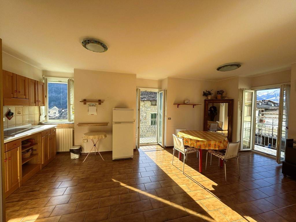 Appartamento a Dazio in Via Giuseppe Garibaldi - Foto 3