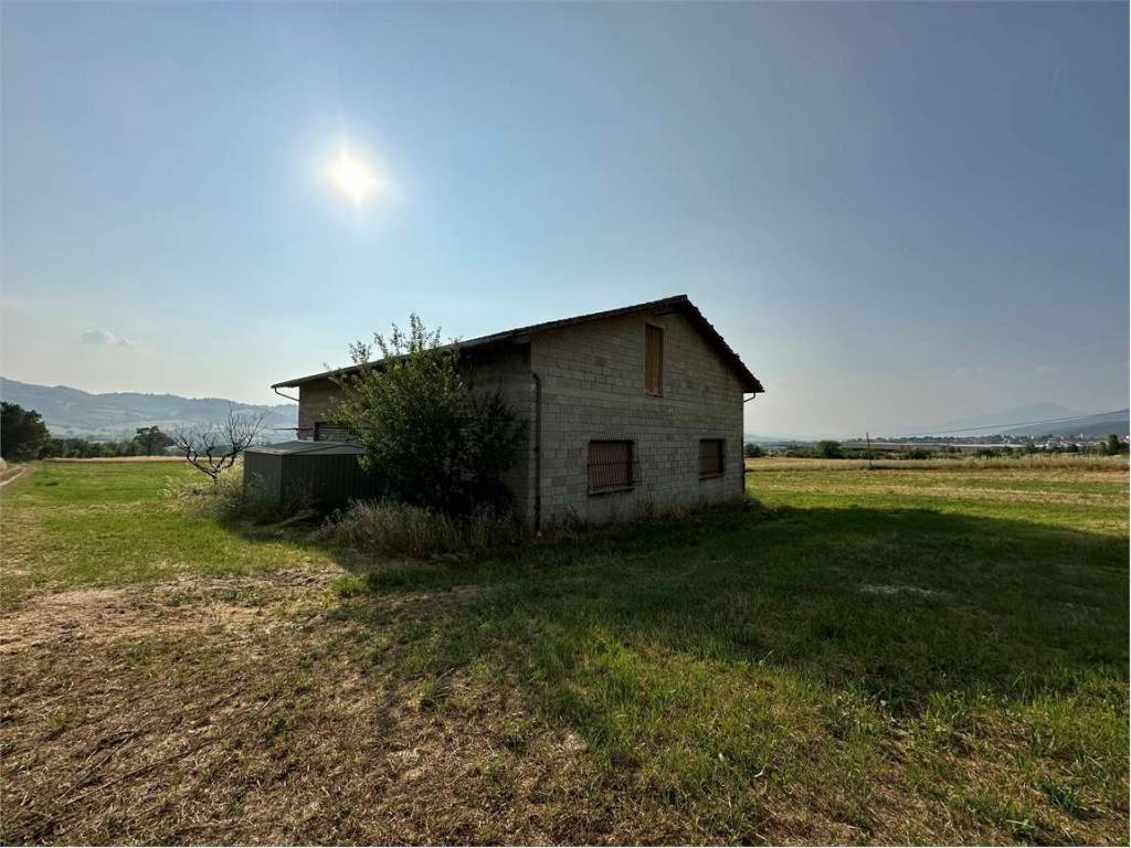 Immobile a Gualdo tadino in Frazione Rigali - Foto 3