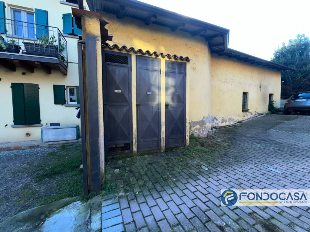 Appartamento a Palazzolo sull'oglio in Via Francesco Petrarca - Foto 2