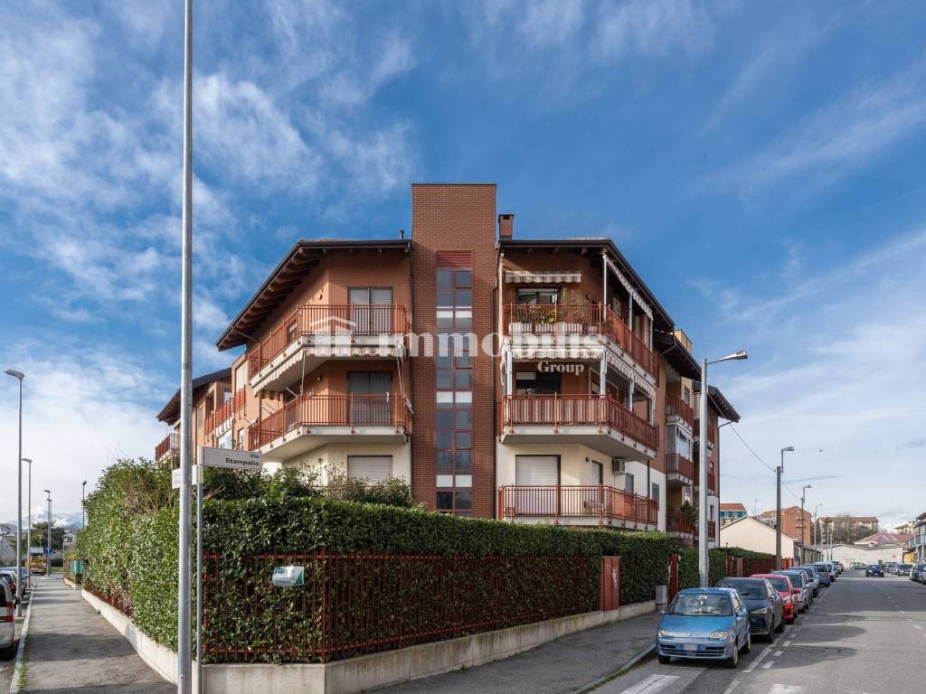 Appartamento a Grugliasco in Via Stampalia, 16 - Foto 2