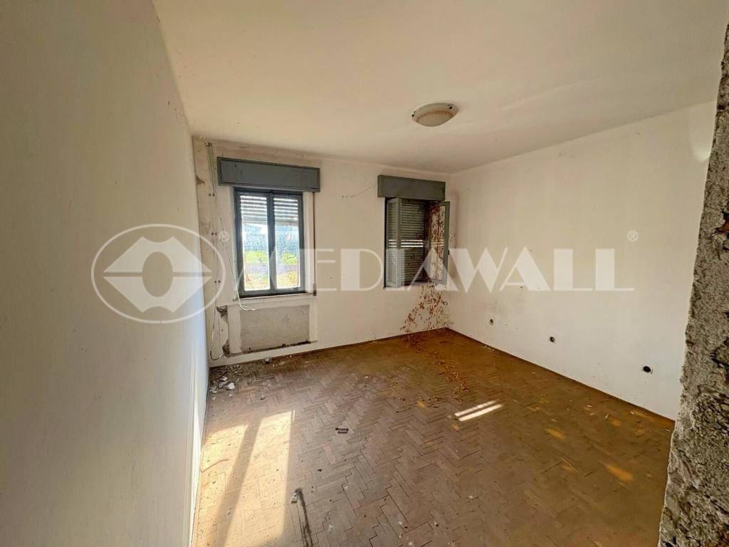 Villa a Maniago in Via Monte Fara, 5 - Foto 5