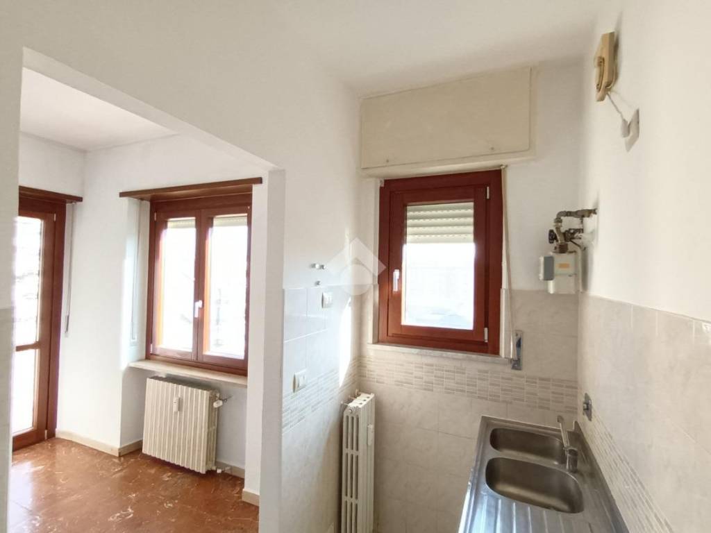 Appartamento a Torino in Via sapri, 23 - Foto 4