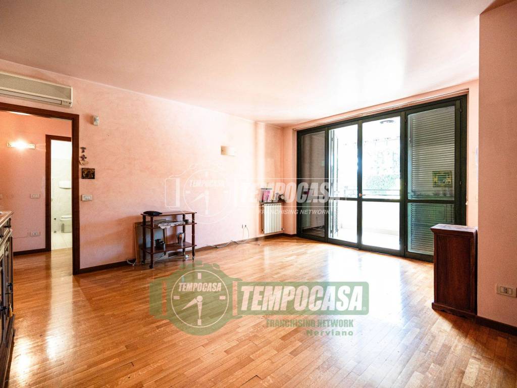 Appartamento a Nerviano in Via DIAZ 11 - Foto 2