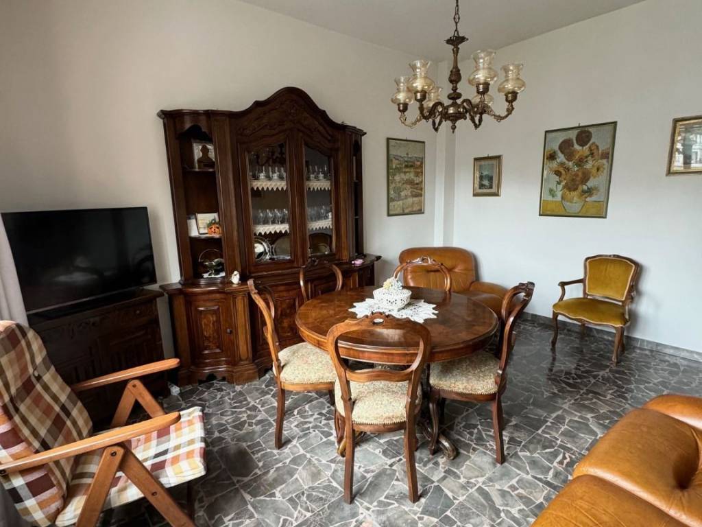 Appartamento a Scandicci in Via Domenico Cimarosa - Foto 2