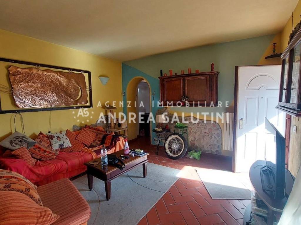 Casa indipendente a Buti in Via Gramsci Bastimento - Foto 2