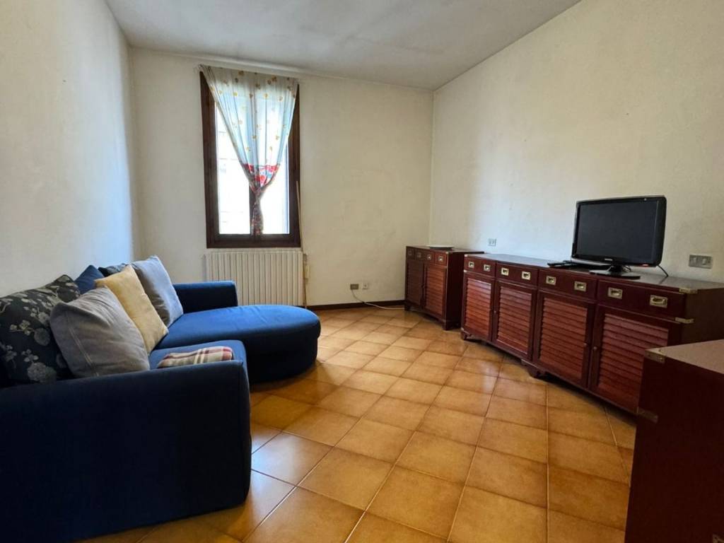 Appartamento a Mantova in Via Santi Martiri - Foto 3