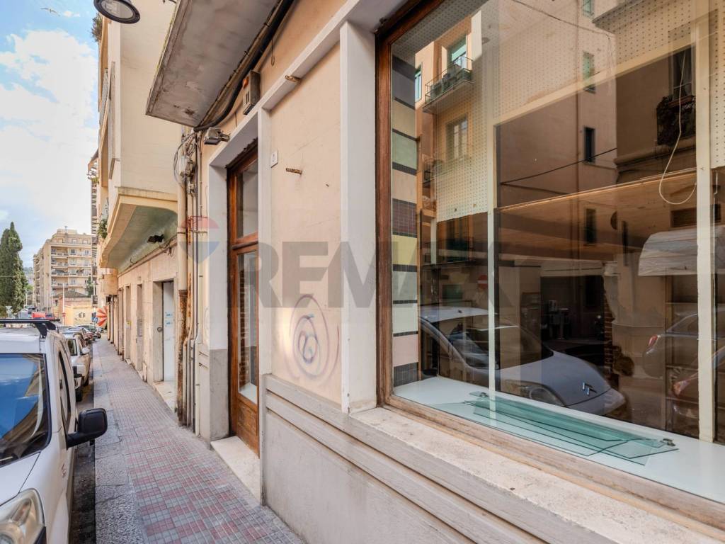 Immobile a Cagliari in Via San Lucifero, 43 - Foto 2