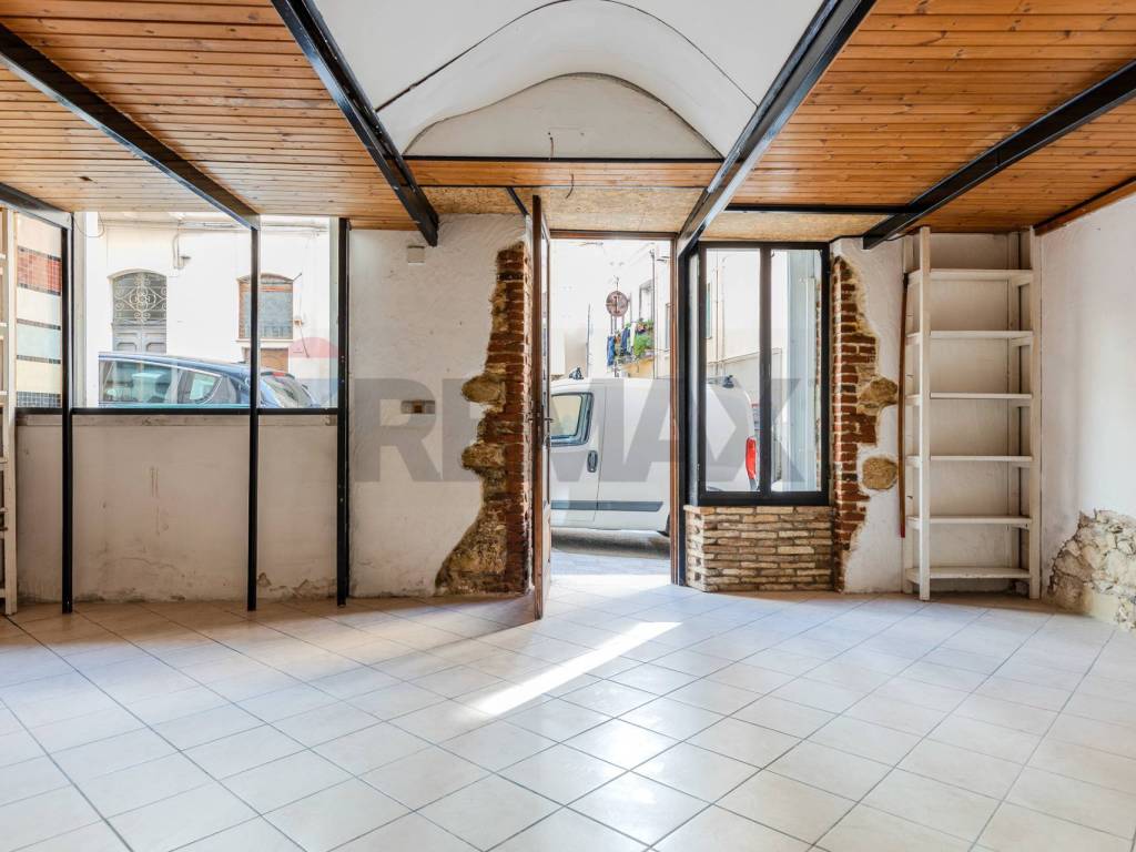 Immobile a Cagliari in Via San Lucifero, 43 - Foto 4