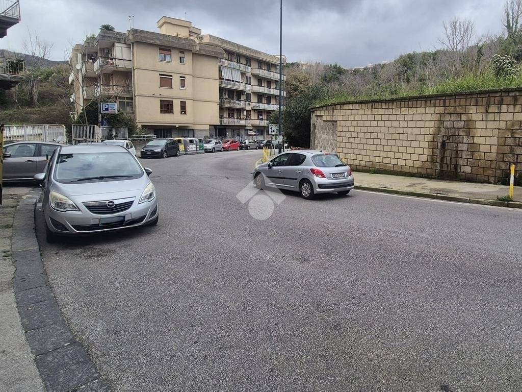 Box / garage a Napoli in Via Pigna, 94 - Foto 2