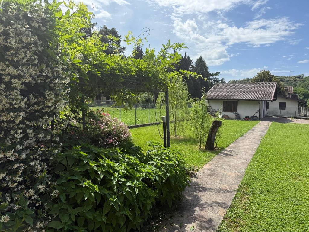 Appartamento a Tarcento in Via Artico di Castello - Foto 4