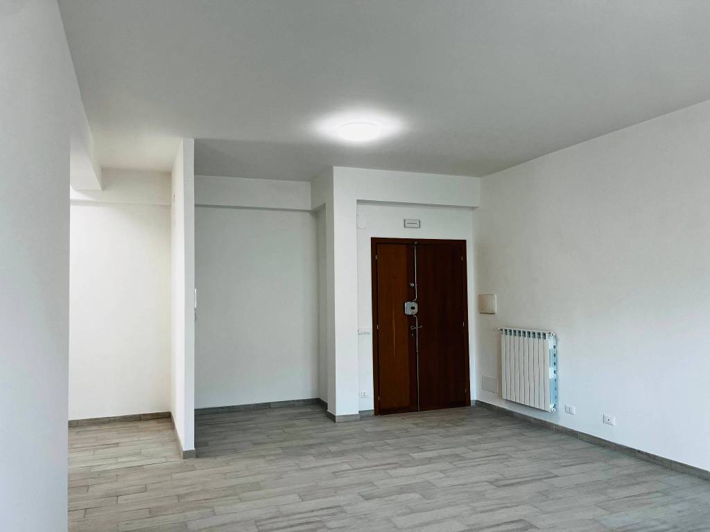 Appartamento a Ardea in Via Bolzano, 161 - Foto 2