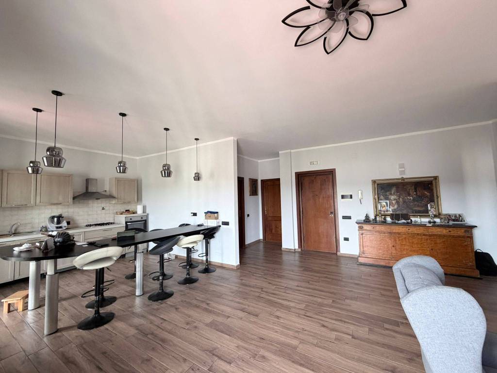 Appartamento a Napoli in Via Arcangelo Corelli, 95 - Foto 2