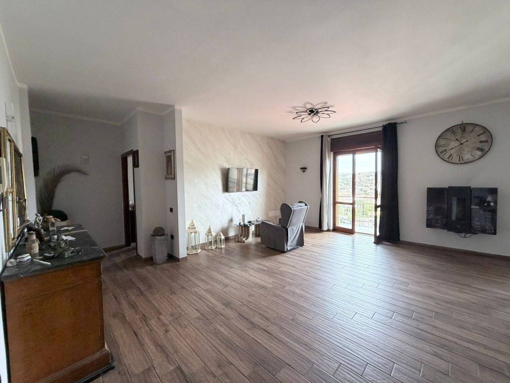 Appartamento a Napoli in Via Arcangelo Corelli, 95 - Foto 3