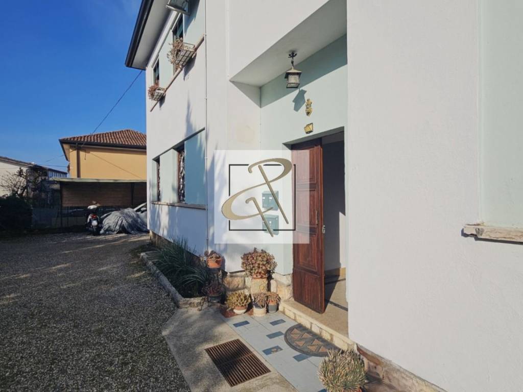 Appartamento a Lazise in Via del Burlin - Foto 2