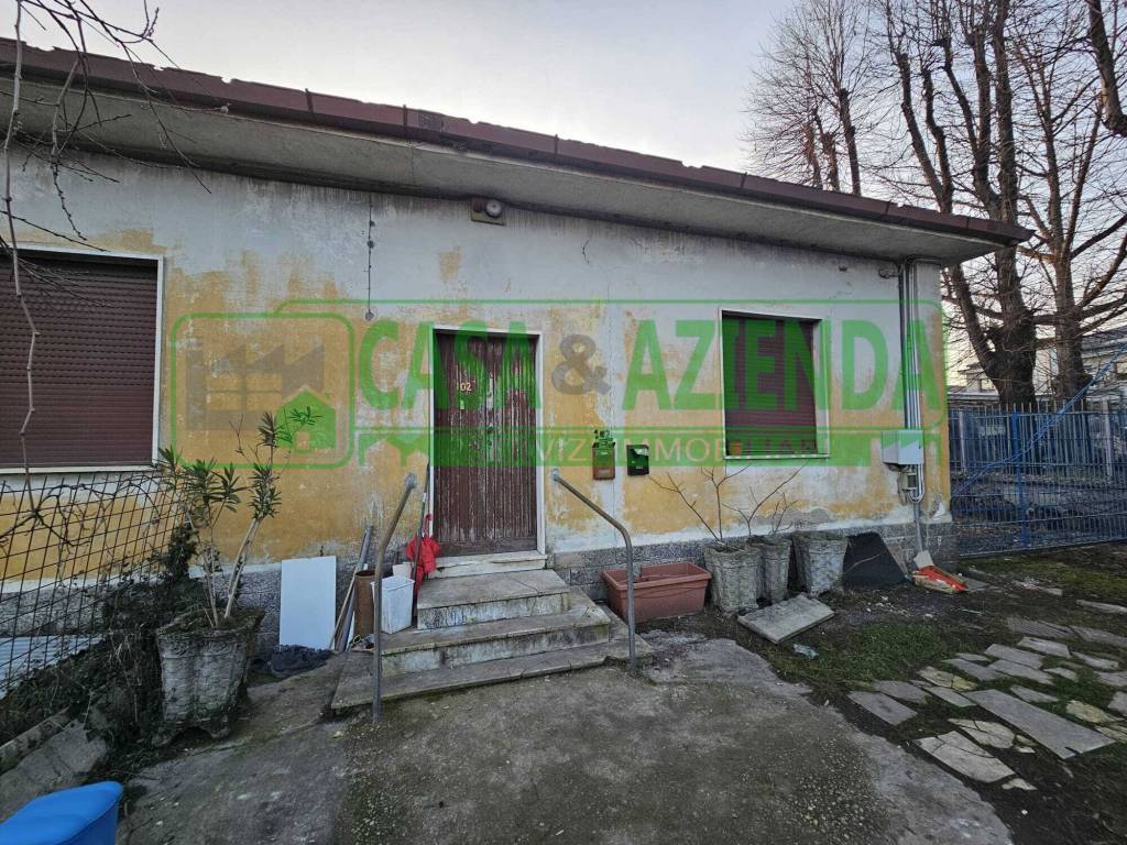 Villa a Gorgonzola in Via Giuseppe Parini, 100 - Foto 2