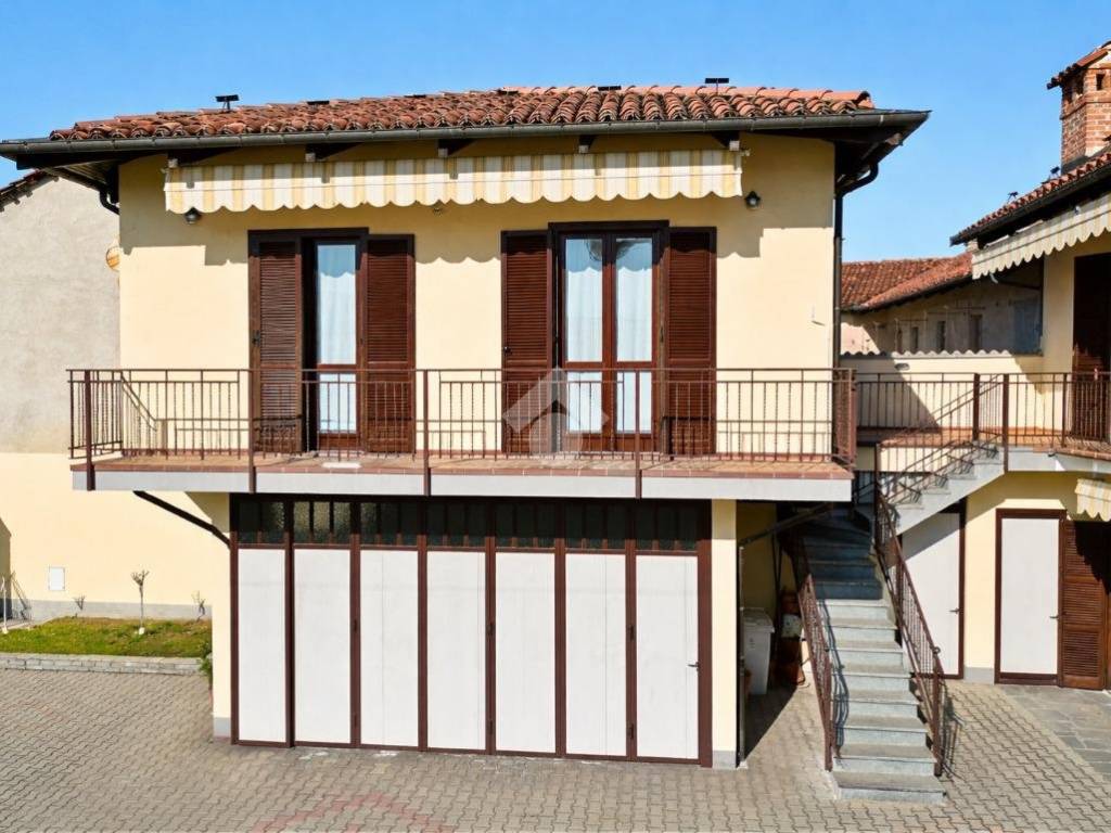 Casa indipendente a Bra in Via Cherasco, 13 - Foto 2