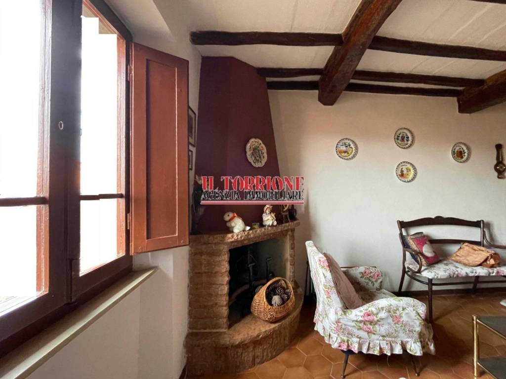 Appartamento a Pescia in Viale Cornelio Barbieri - Foto 2