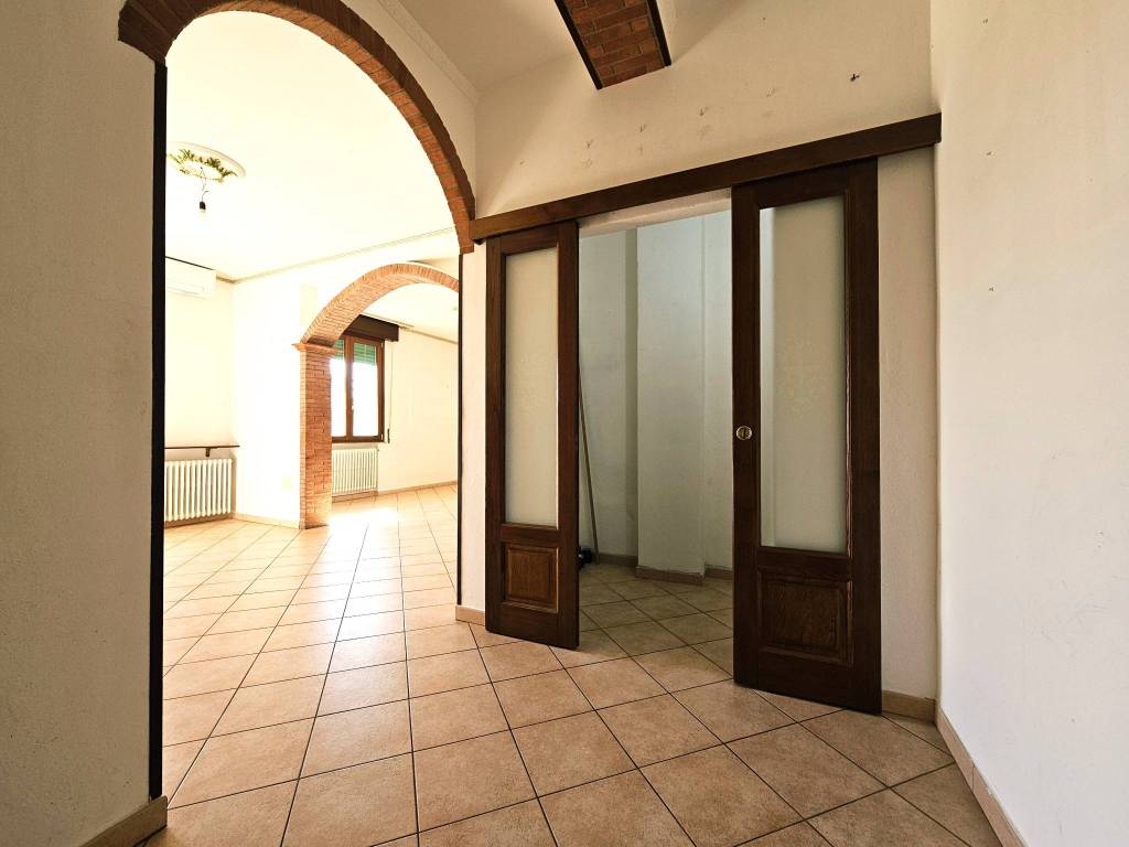 Appartamento a Altopascio in Via Guglielmo Marconi, 33 - Foto 2