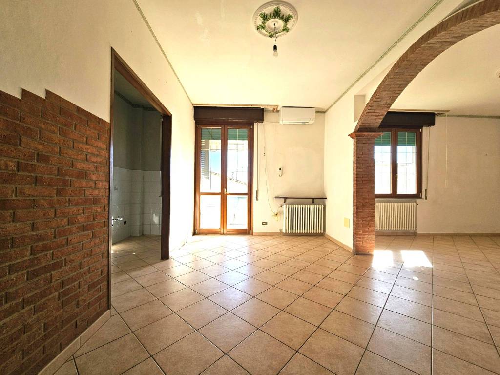 Appartamento a Altopascio in Via Guglielmo Marconi, 33 - Foto 4