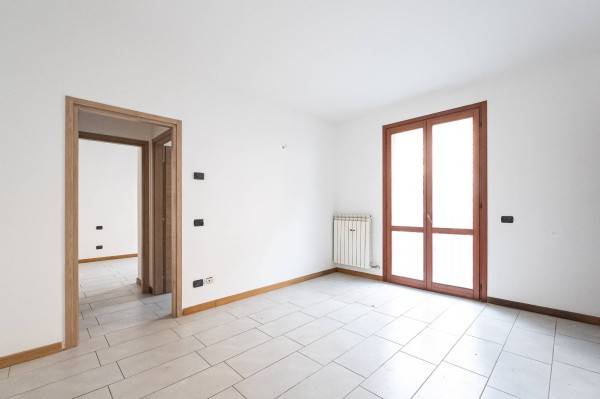 Appartamento a Cabiate in Via Vittorio Veneto - Foto 3