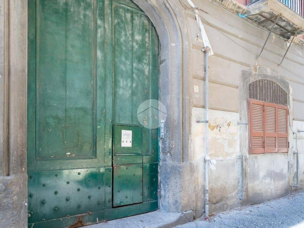 Appartamento a Napoli in Vico Sant' Eframo Vecchio, 25 - Foto 2