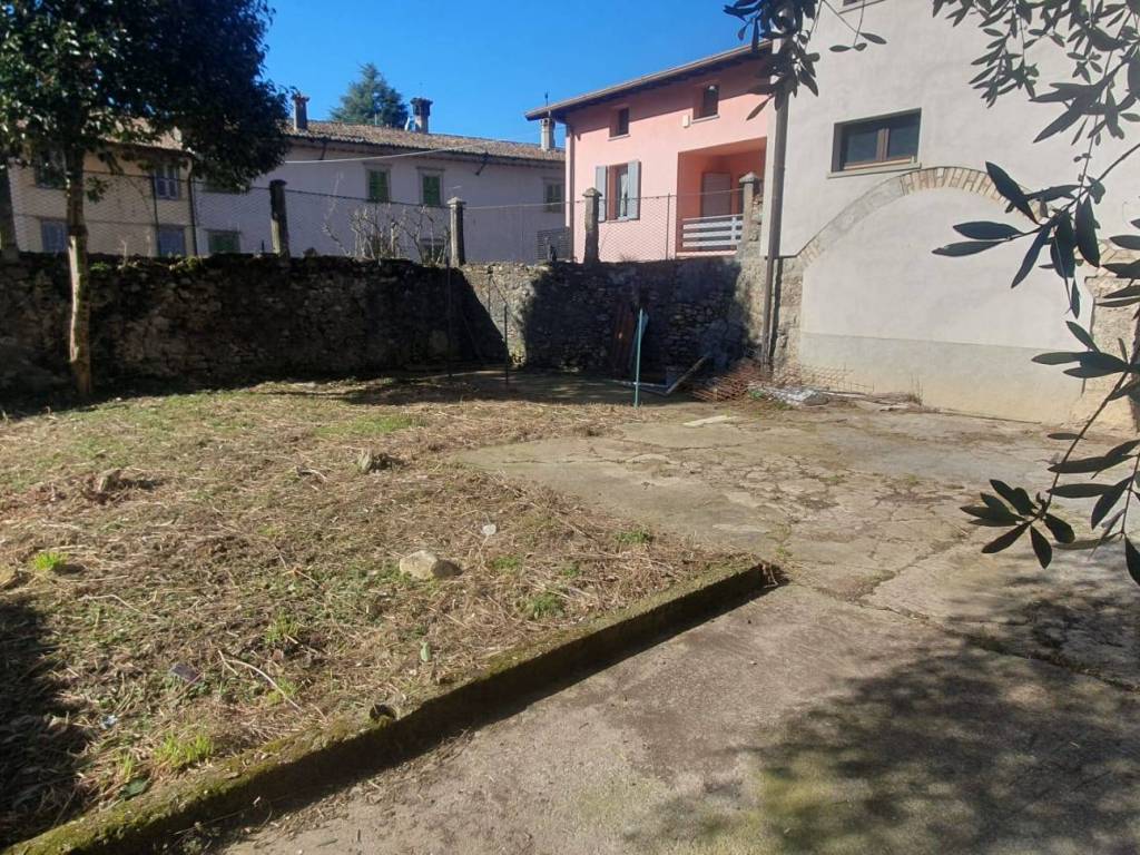 Casa indipendente a Gandino in Via Giovanni Pascoli - Foto 2