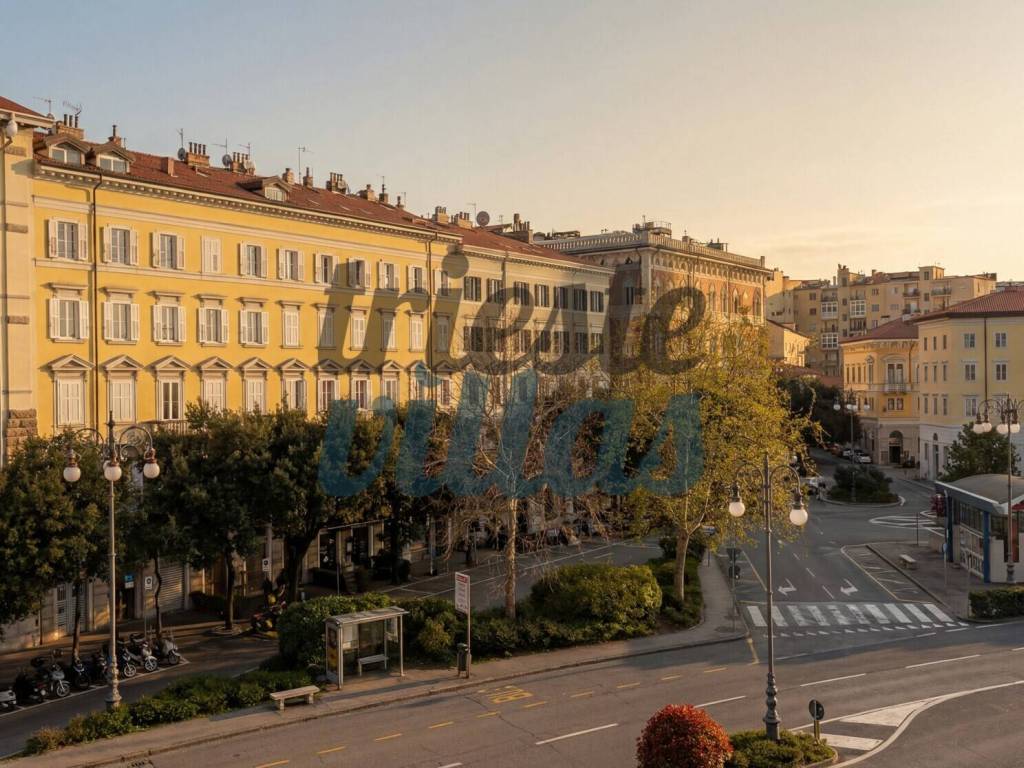 Appartamento a Trieste in RIVA GRUMULA, 6 - Foto 2