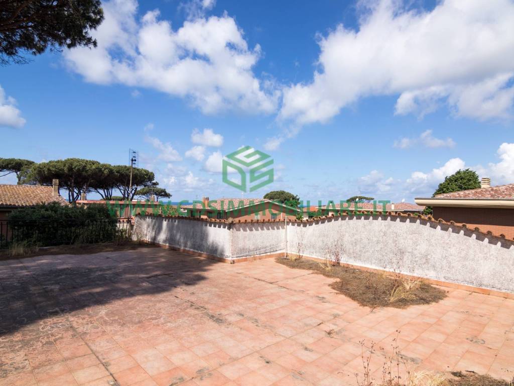 Villa a Anzio in Via del Monumento, 49 - Foto 3