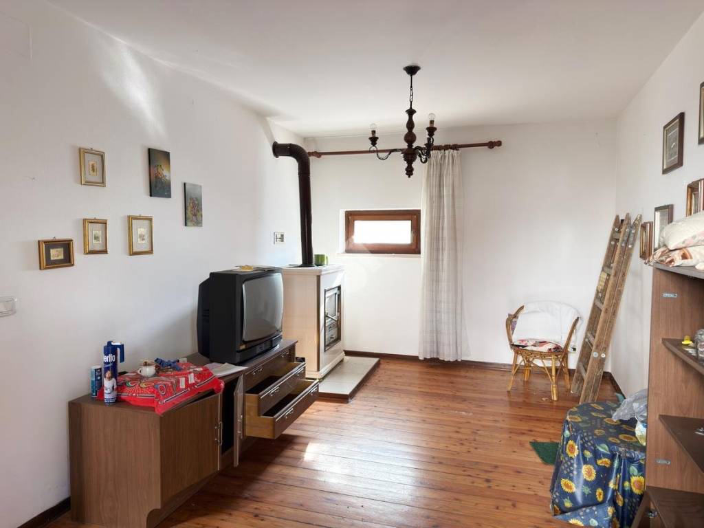 Casa indipendente a Pinzano al tagliamento in Via XX Settembre, 86 - Foto 5