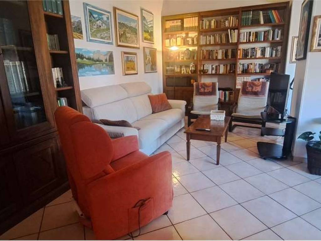 Appartamento a Pinerolo in Largo Opessi, 1 - Foto 3