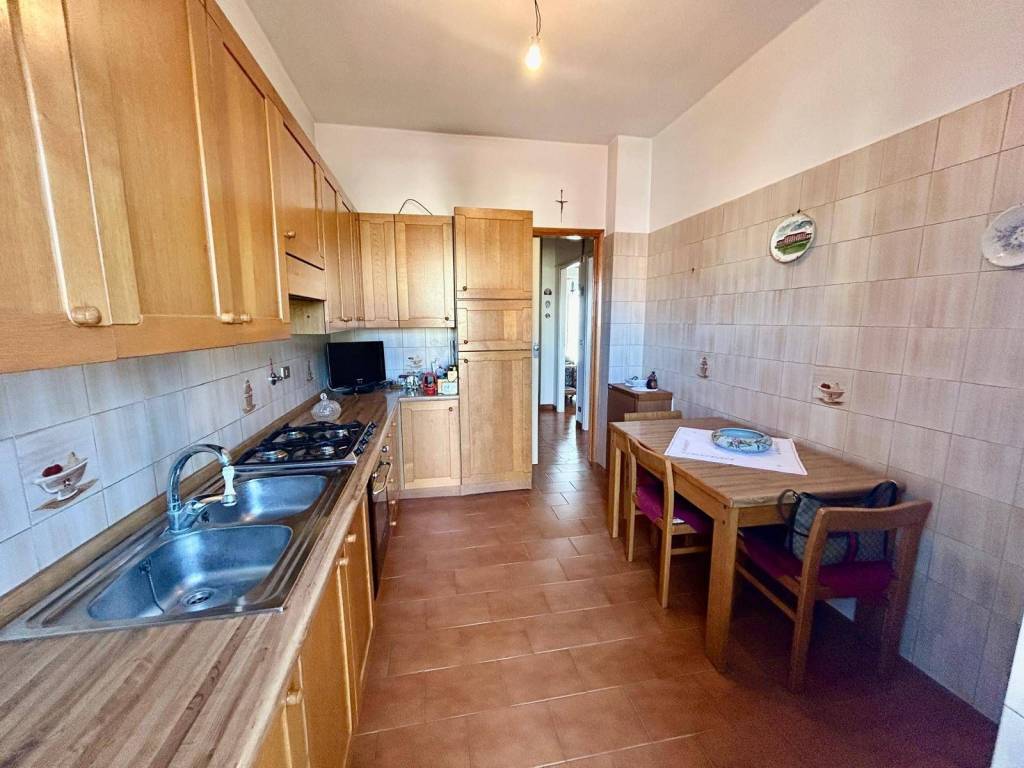 Appartamento a Grugliasco in via Giotto, 31 - Foto 2
