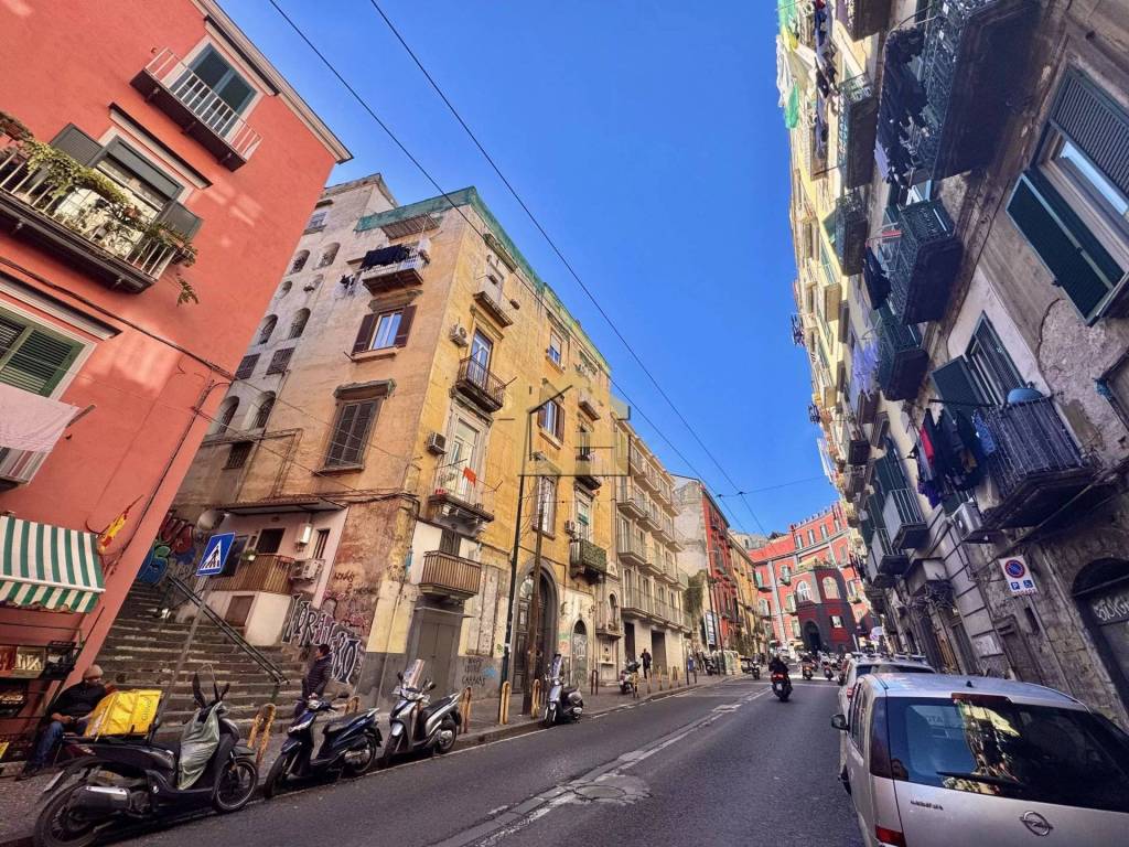 Appartamento a Napoli in Via Salvator Rosa - Foto 3