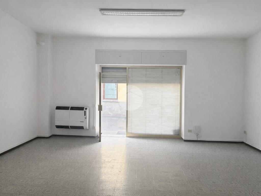 Immobile a Levate in P.za Amedeo D'Aosta - Foto 4
