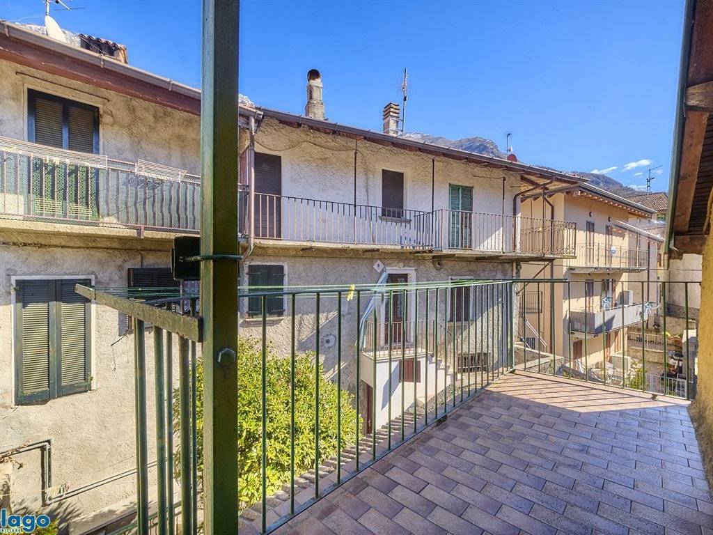 Casa indipendente a Lierna in Via Centrale, 3 - Foto 2