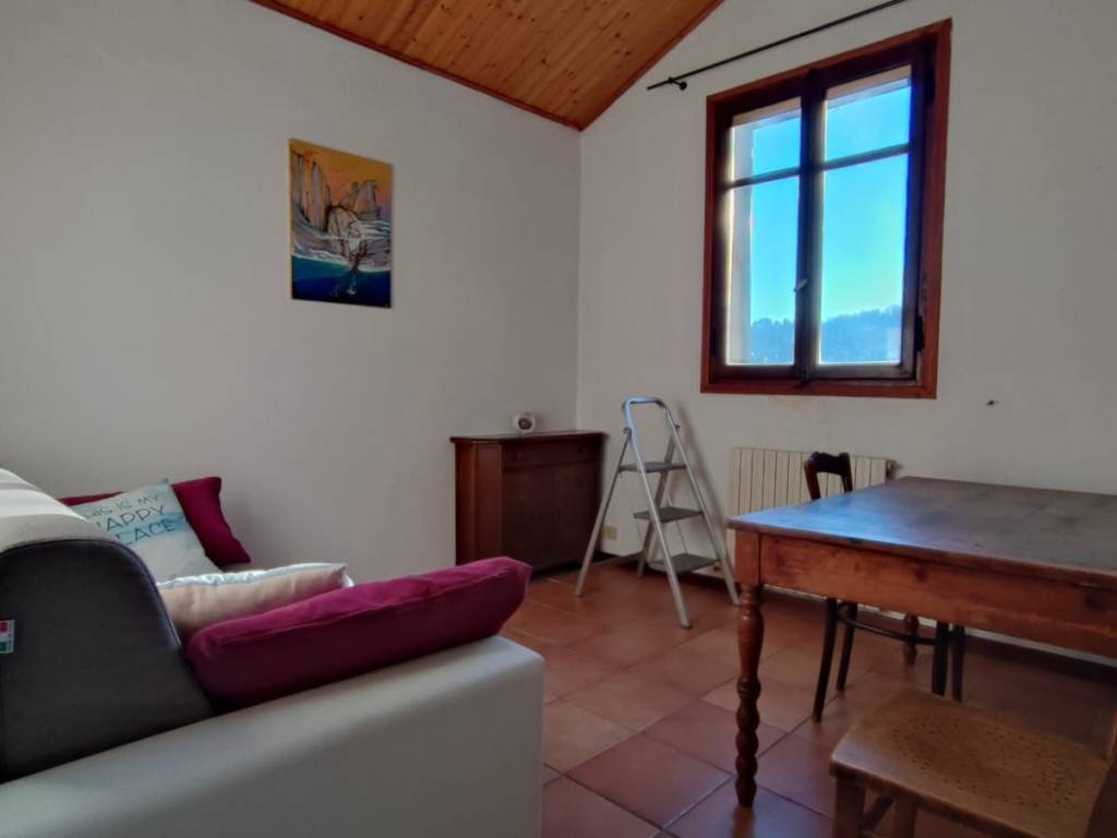 Appartamento a Como in Via Castel Baradello, 6 - Foto 3