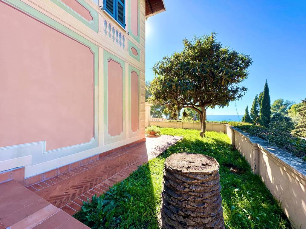 Villa a Imperia in Strada Privata Villaggio Capo Berta, 2 - Foto 3