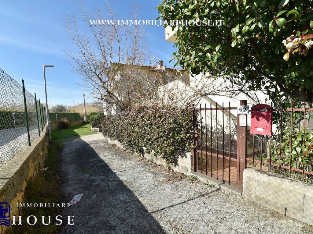 Appartamento a Bolsena in Via della Chiusa, 50 - Foto 5
