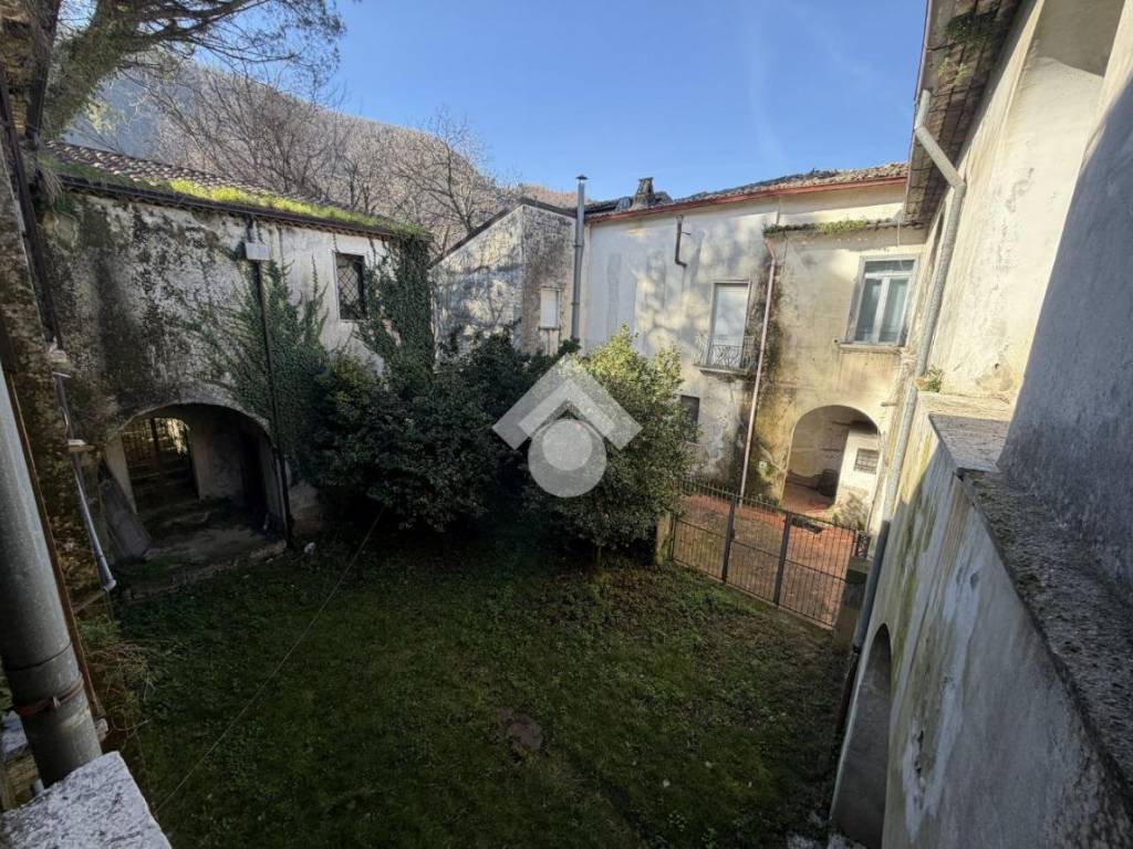 Casa indipendente a Cervinara in Corso Napoli, 36 - Foto 3